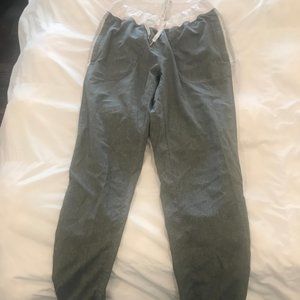 lululemon pants size 4